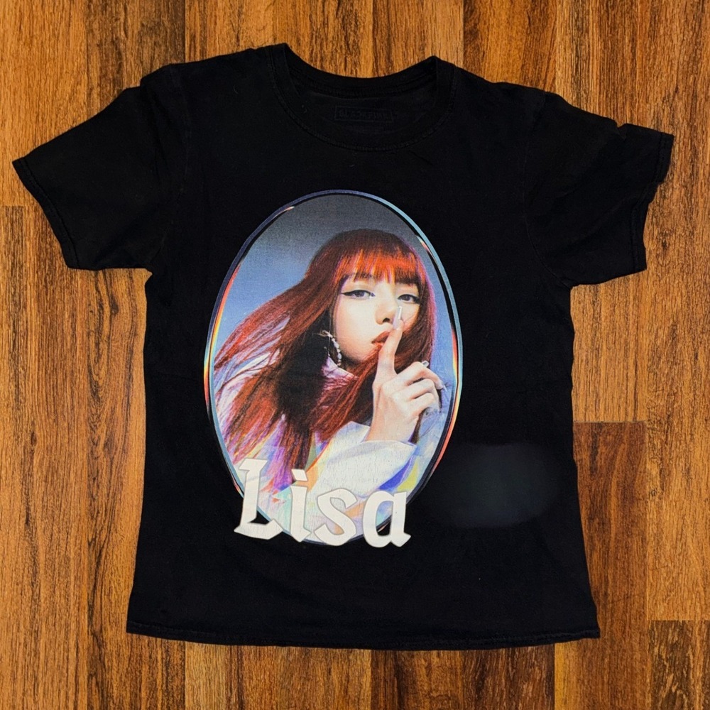 Blackpink Lisa Graphic T-Shirt K-Pop Merch Black Short Sleeve Tee Women Small